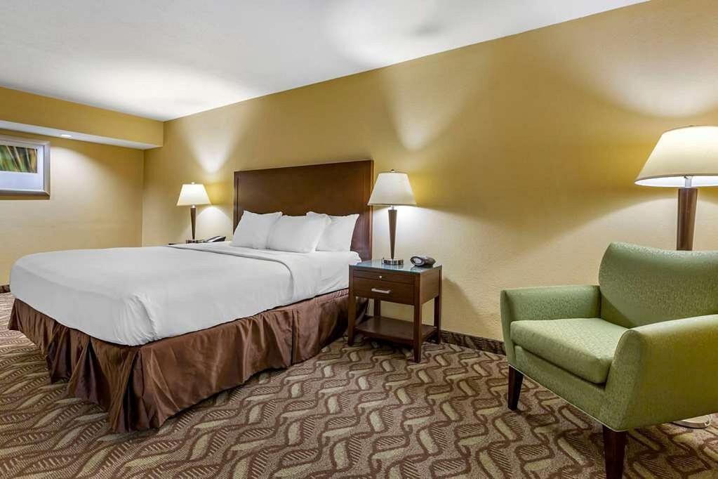 Clarion Inn & Suites, Roswell Zewnętrze zdjęcie
